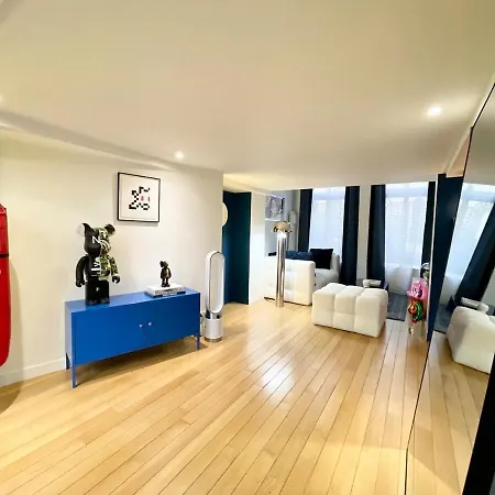 Design And Artistic Loft Marais 아파트 파리