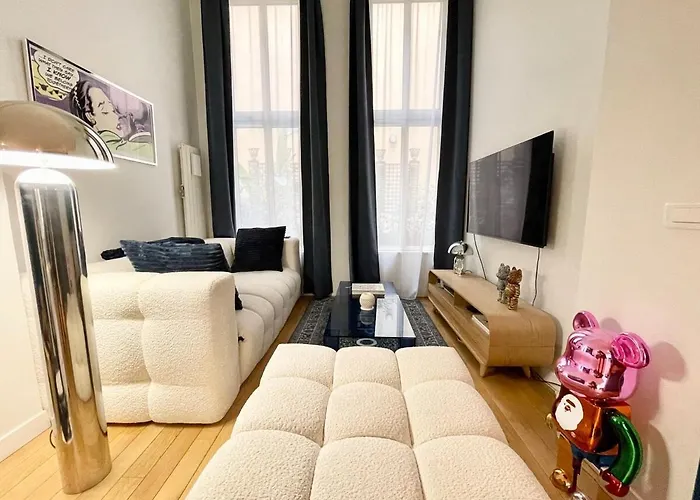 Apartment Design And Artistic Loft Marais Paris